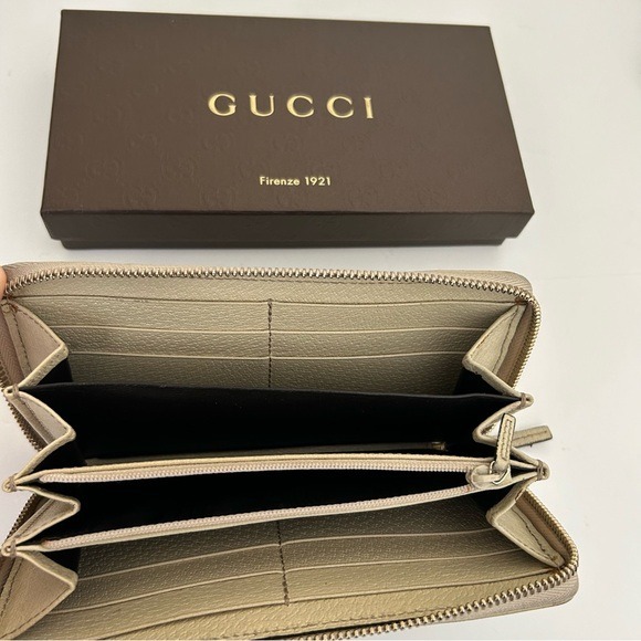 Gucci GG Monogram Canvas Zip Around Continental Wallet - Picture 3 of 9
